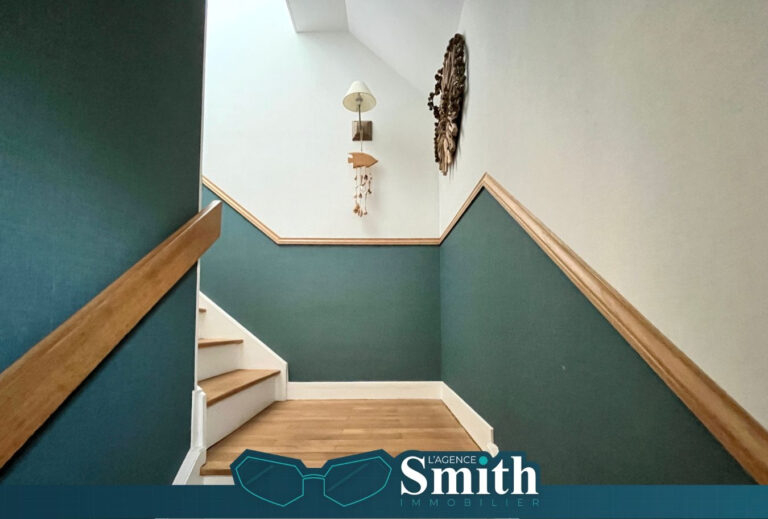 EXCLUSIVITÉ SMITH: MAISON MITOYENNE D&rsquo;UN CÔTÉ 3 CHAMBRES