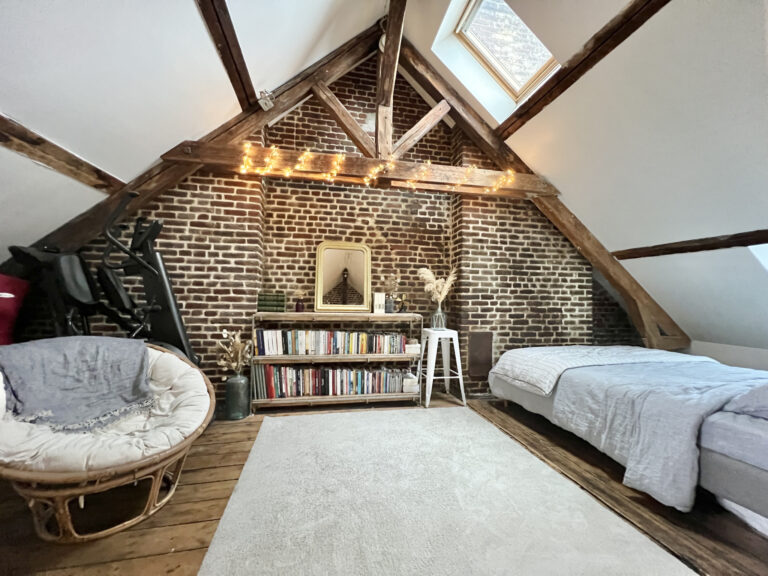 EXCLUSIVITÉ SMITH : DUPLEX DE CHARME 2 CH – TRAVERSANT EST/O