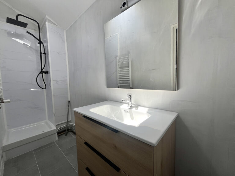 NOUVEAUTÉ SMITH: MAISON 2 PIECES / 1 CH