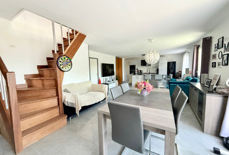 EXCLUSIVITÉ SMITH: MAISON HABITABLE DE PLAIN-PIED 5P / 3 CH