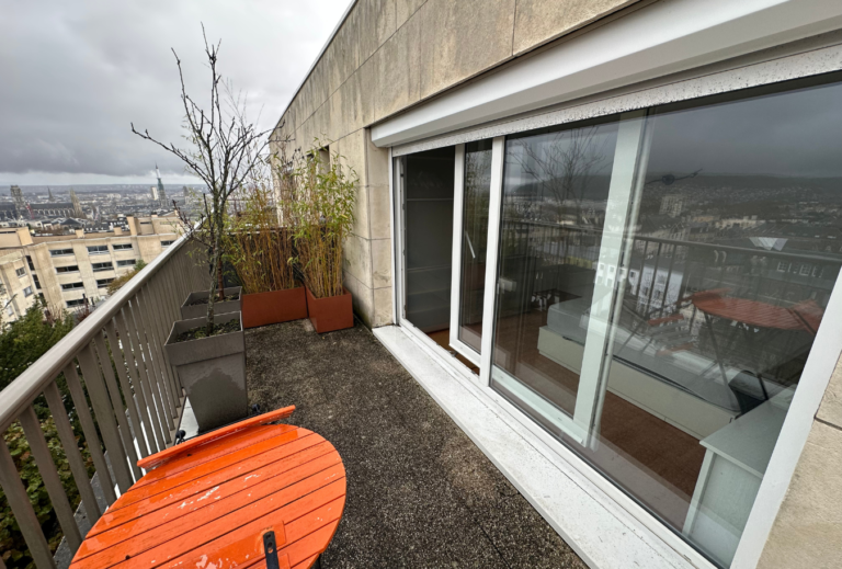EXCLUSIVITÉ SMITH: APPARTEMENT 2 PIECES JOUVENET