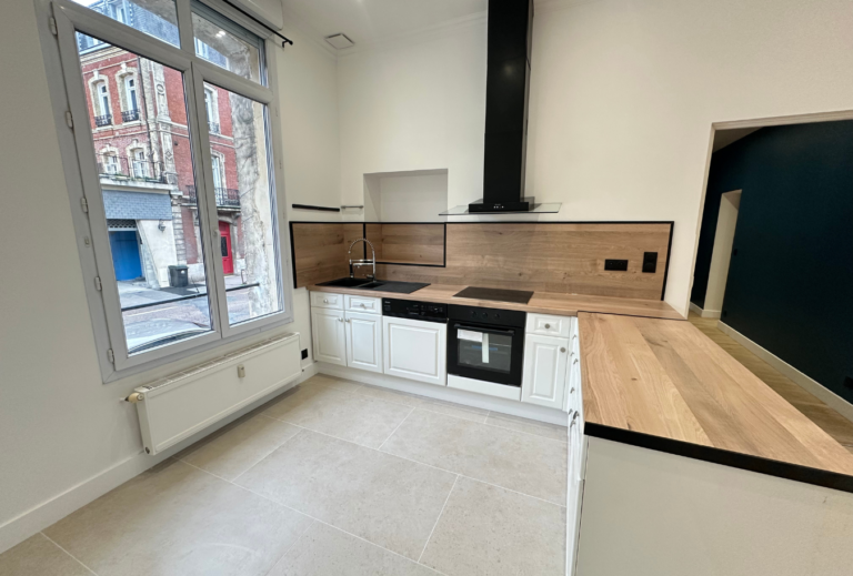 NOUVEAUTÉ SMITH: 4 PIÈCES / 2 CHAMBRES