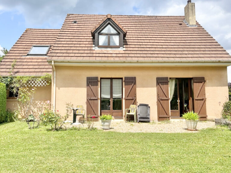 MAISON INDIVIDUELLE 3 CHAMBRES – JARDIN – GARAGE
