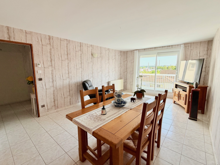 NOUVEAUTÉ SMITH: APPARTEMENT 2 CHAMBRES AVEC BALCON