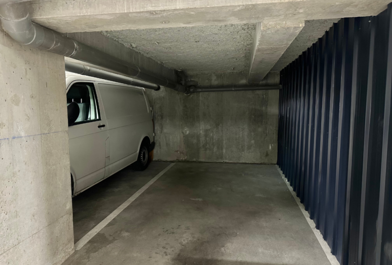 EXCLUSIVITÉ SMITH: DOUBLE PLACE DE PARKING