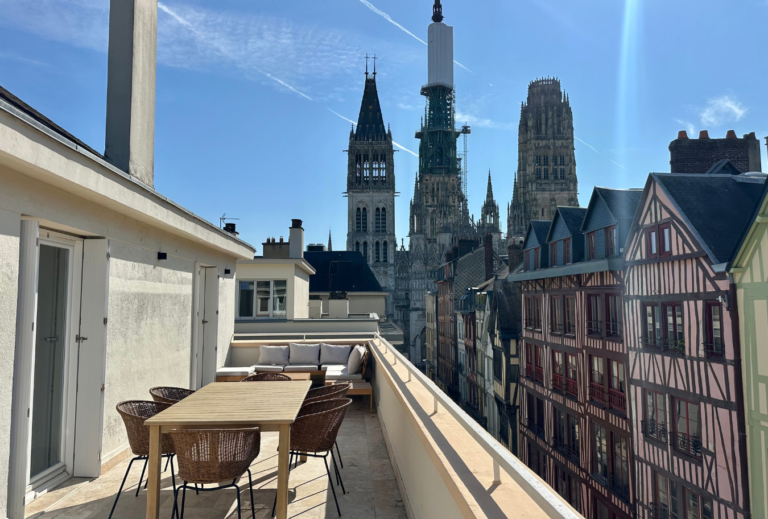EXCLUSIVITÉ SMITH: BEL APPARTEMENT 4 PIÈCES / 3 CH / TERRASS
