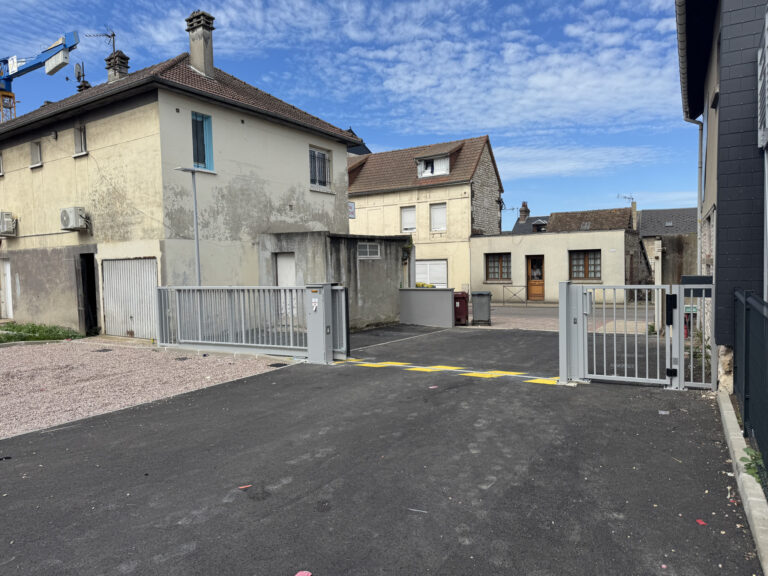 PARKING PETIT-COURONNE – QUARTIER MAIRIE