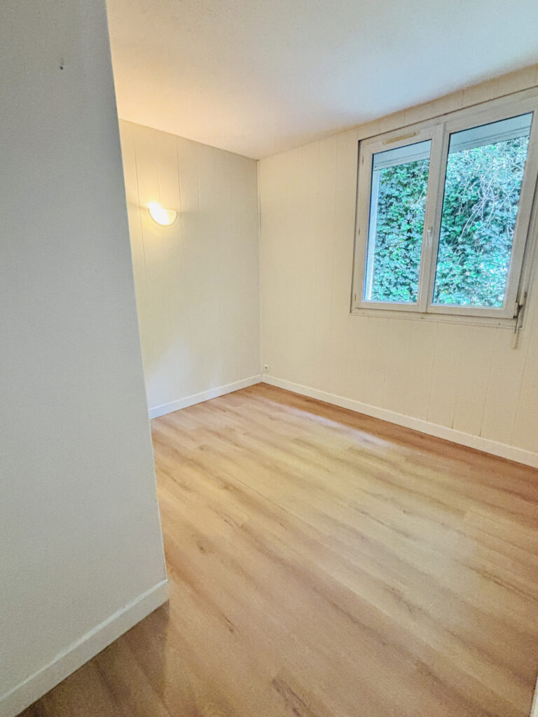 NOUVEAUTÉ SMITH : APPARTEMENT 4 PIÈCES / 2 CHAMBRES POSSIBIL