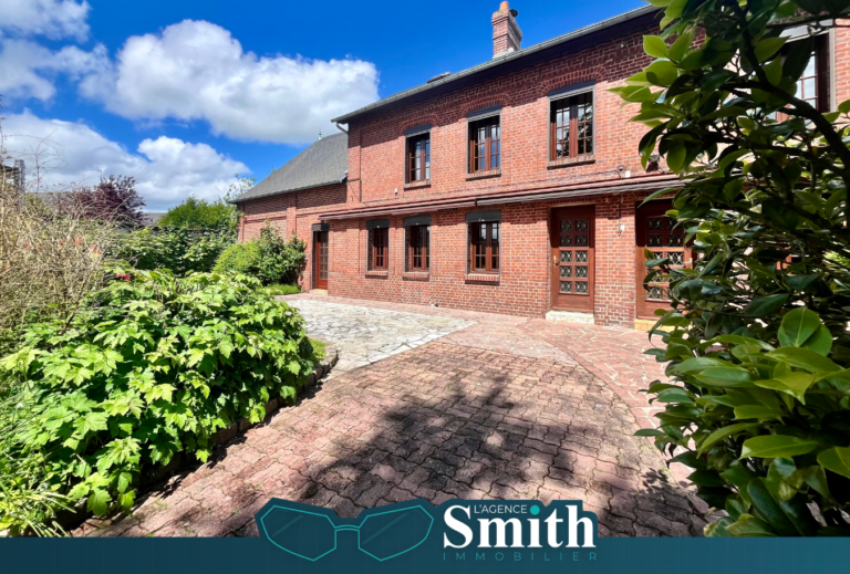 EXCLUSIVITÉ SMITH : MAISON 3 CH / DÉPENDANCES.