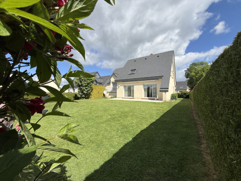 EXCLUSIVITÉ SMITH : MAISON 5 PIÈCES / 4 CHAMBRES