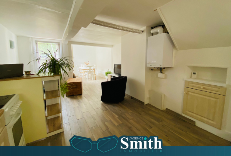 EXCLUSIVITÉ SMITH: MAISON DE VILLE MEUBLÉE T3