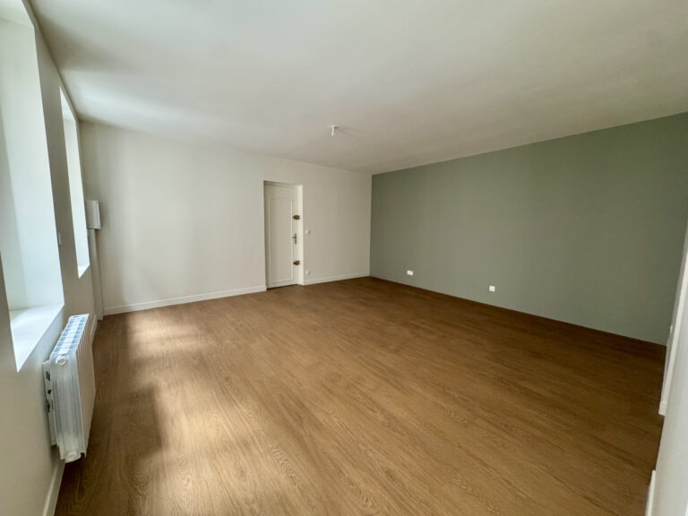 EXCLUSIVITÉ SMITH : STUDIO VIEUX MARCHÉ/ PRÉFECTURE