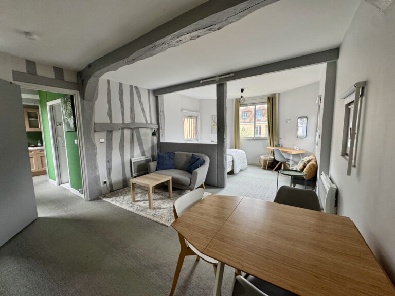 EXCLUSIVITÉ SMITH : STUDIO PROCHE SAINT-MACLOU