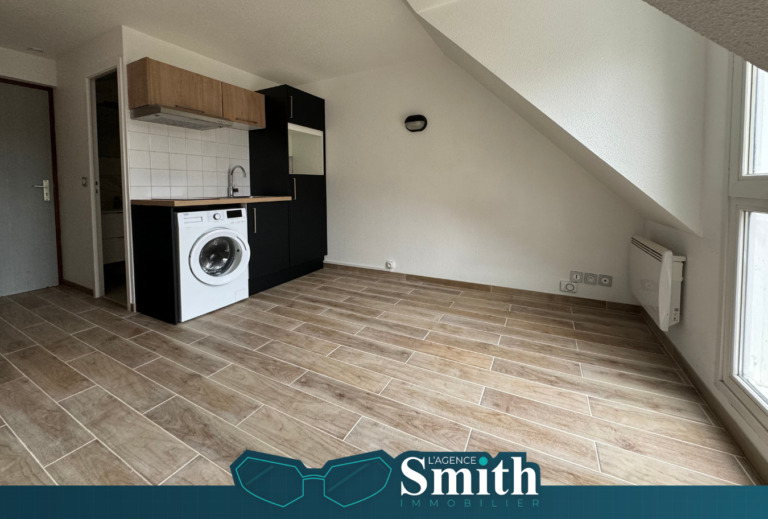 EXCLUSIVITÉ SMITH: APPARTEMENT DUPLEX AVEC PARKING.