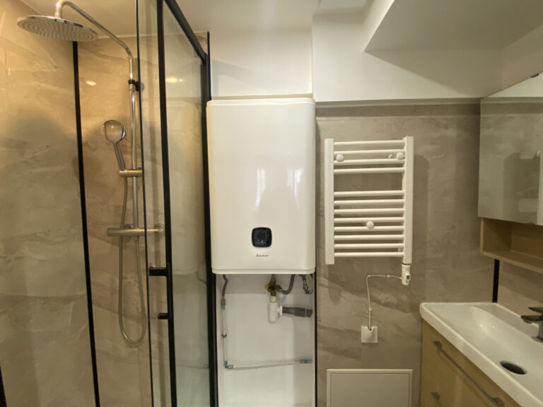 STUDIO MEUBLÉ – PROCHE HOTEL DE VILLE