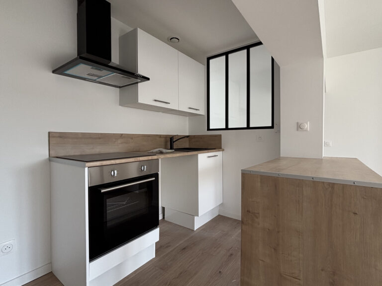 APPARTEMENT T3 REFAIT À NEUF – QUARTIER MAIRIE