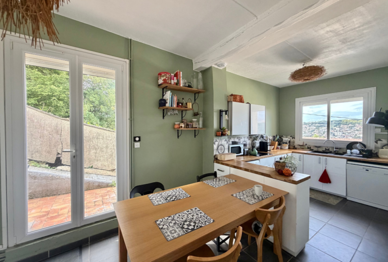 NOUVEAUTÉ SMITH: MAISON 4P / 3 CH JARDIN GARAGE