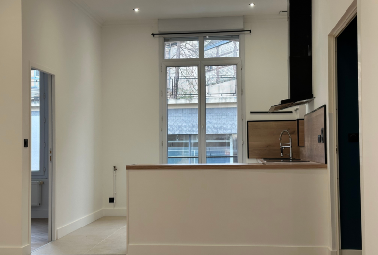 NOUVEAUTÉ SMITH: 4 PIÈCES / 2 CHAMBRES