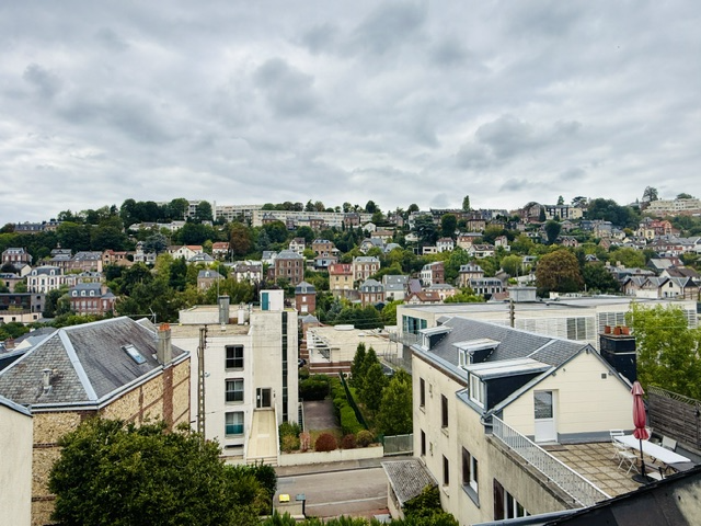 NOUVEAUTÉ SMITH : STUDIO MEUBLÉ